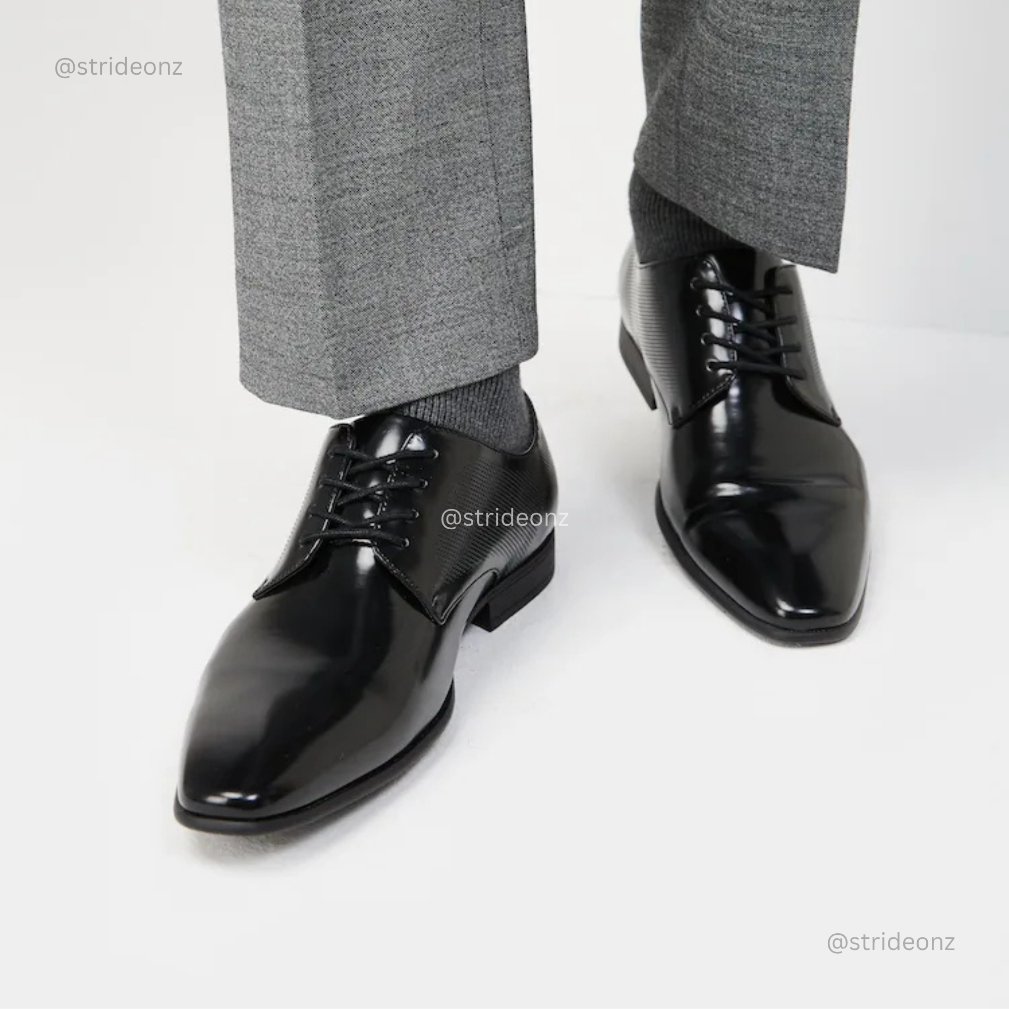 Black Hi-shine Derby Lace - Image 5